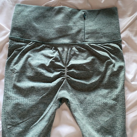 Gymshark Leggings - Picture 2 of 4